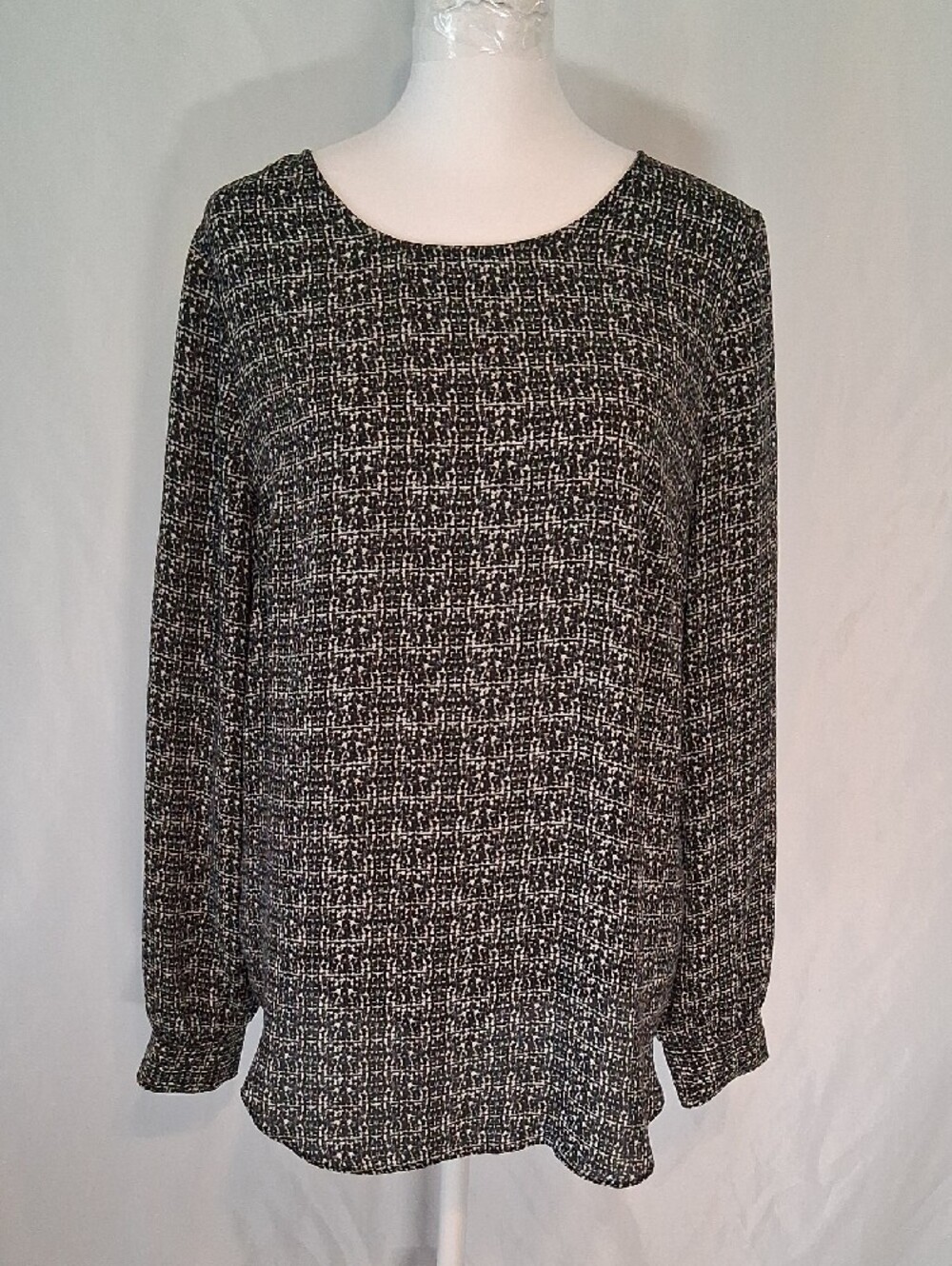 Rose & Olive Black & White Tweed Print Open Drape Back Blouse M
